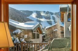 303 Ski Way