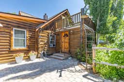 531 N 3rd Ave W #1