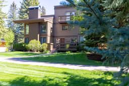 1352 Dollar Meadows