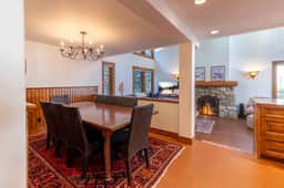 315 Skiway #111