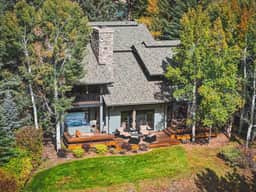 233 Lloyd Court