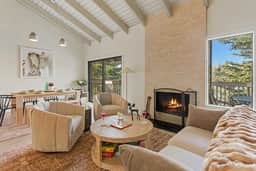 1510 Snowcreek