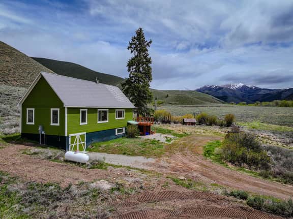 Triumph Ranch Farm House