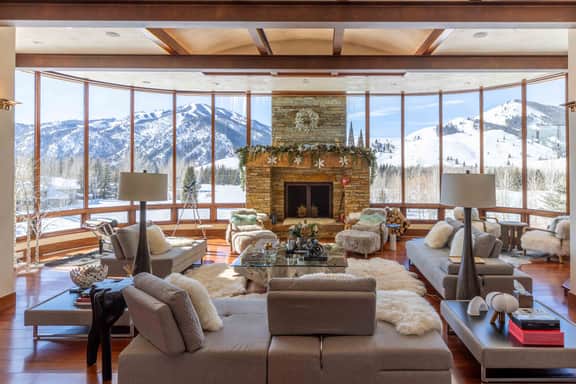 Bigwood Estate – Unrivaled Baldy Views & Luxury Retreat