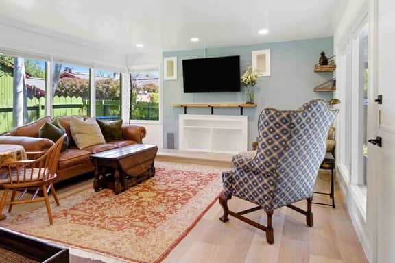 Charming Downtown Cottage | Patio & Prime Location