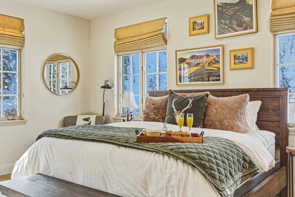 The Luxury Riverfront Home at Warm Springs
