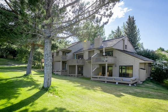 2678 Ridge Lane