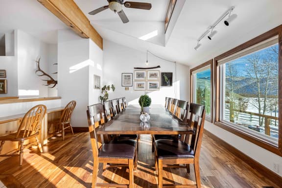 Camp Creek Ranch – Spacious Retreat on 43 Private Acres