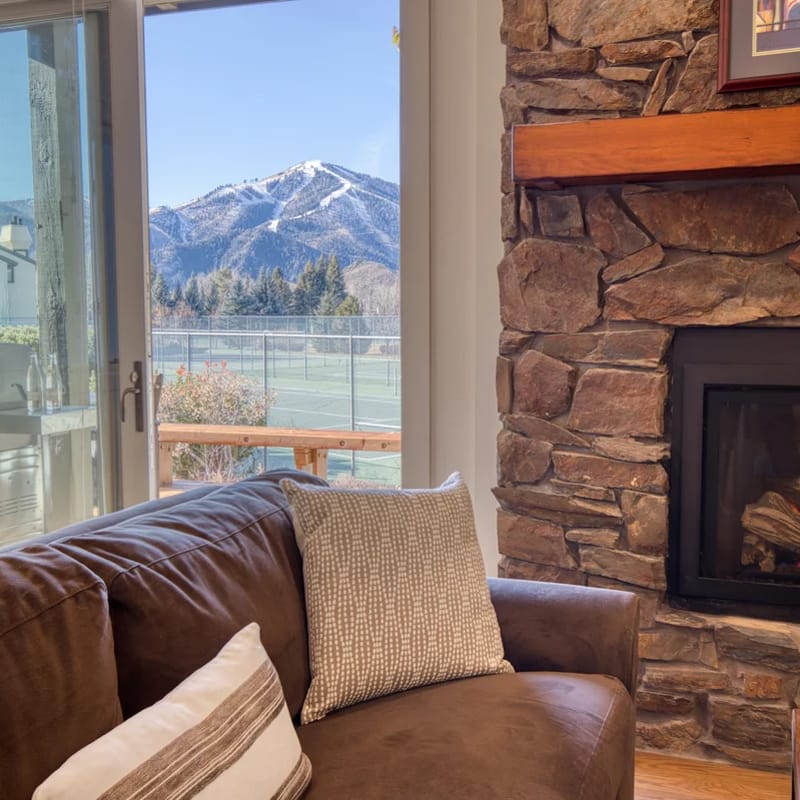 Wildflower Resort Stay - Sun Valley Condo with King Bed and Mtn Views
