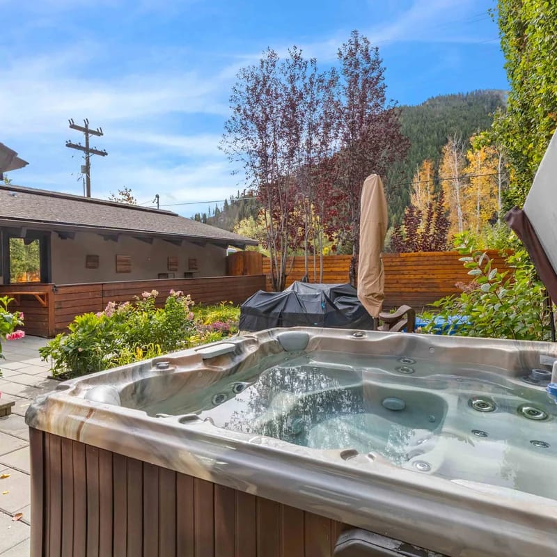 Warm Springs Getaway | Hot Tub | Near Lift & Downtown